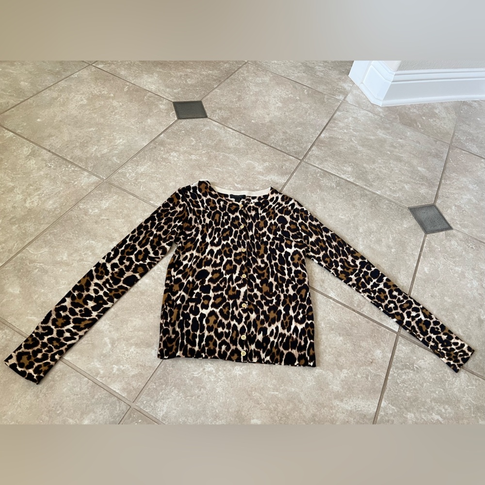 J Crew Women’s Lightweight Wool Leopard Print Button-Up Cardigan Size Small